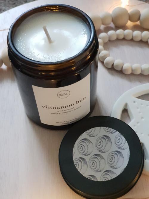 Cinnamon Bun Soy Candle image 1